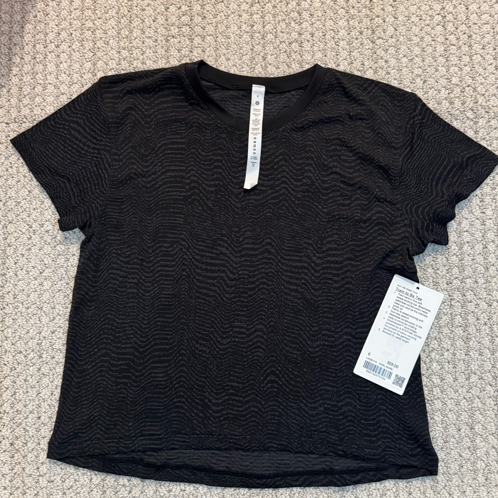 NWT Women’s Lululemon Train to Be Tee